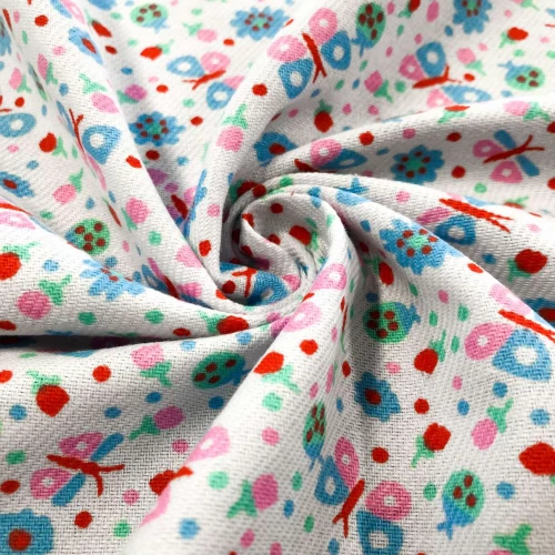 Flanela Cueiro Estampada - Borboletinhas - 100% Algodão - Variante 1 Flanela Cueiro Estampada - Borboletinhas - 100% Algodão - Variante 1