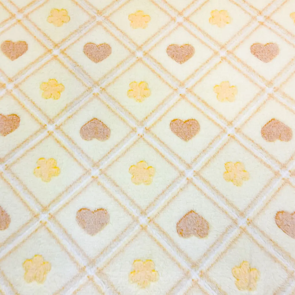 Manta Fleece 3D Xadrez com Coração 100% Poliéster 1,60m largura - Amarelo bebê