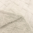 Manta Fleece com Relevo Geométrico 100% Poliéster 2,50m Largura - Bege claro