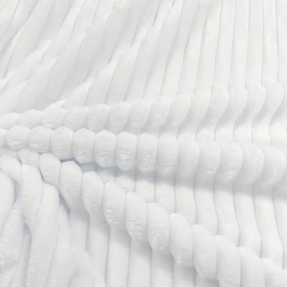 Manta Fleece com Relevo Jacquard 100% Poliéster 2.50m Largura - Branco Manta Fleece com Relevo Jacquard 100% Poliéster 2.50m Largura - Branco