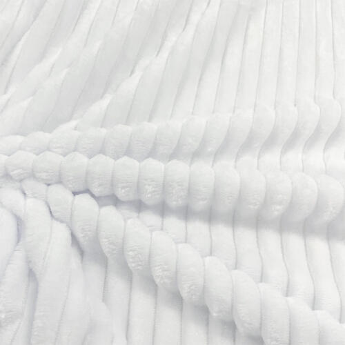 Manta Fleece com Relevo Jacquard 100% Poliéster 2.50m Largura - Branco