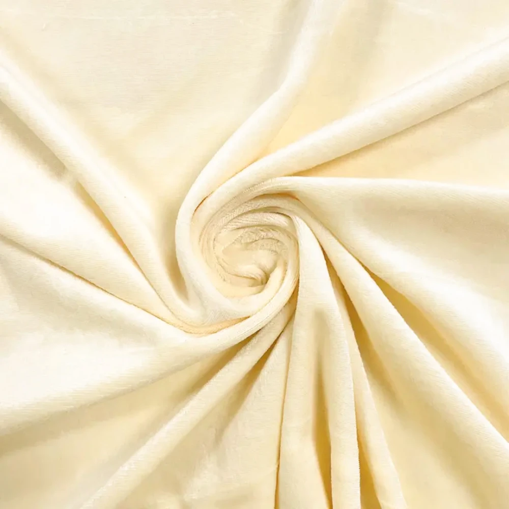 Plush Liso 100% Poliéster 1,60m Largura - Creme Plush Liso 100% Poliéster 1,60m Largura - Creme
